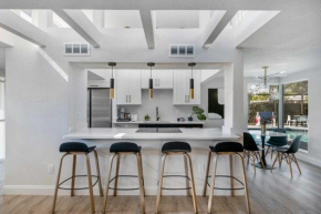 Luxurious Clearwater Retreat with Lanai and Pool!, Clearwater Beach